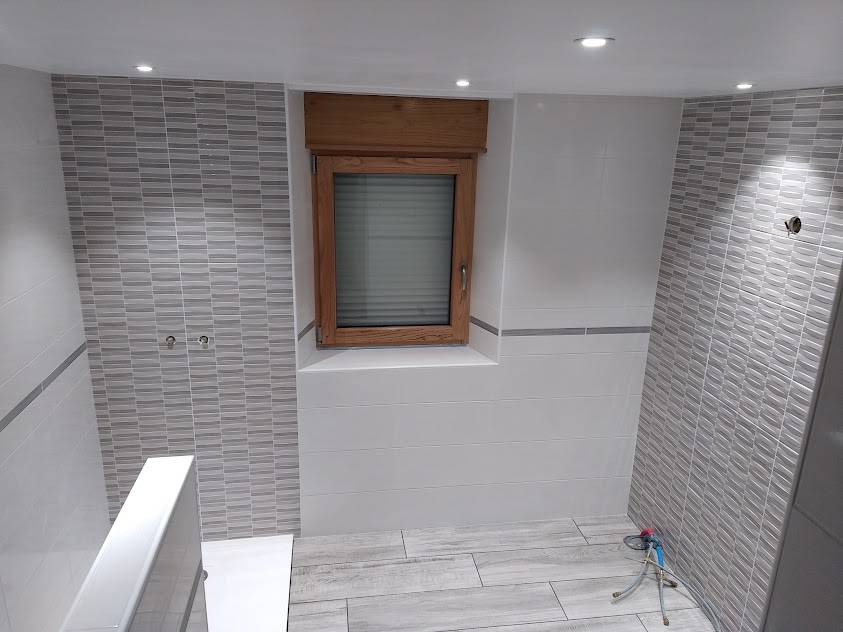le balch philippe galerie faÏence salle de bain grise