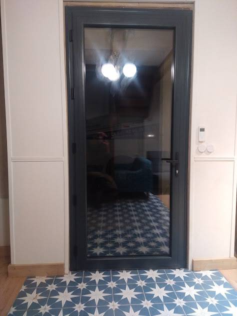 le balch phillipe menuiserie porte moderne